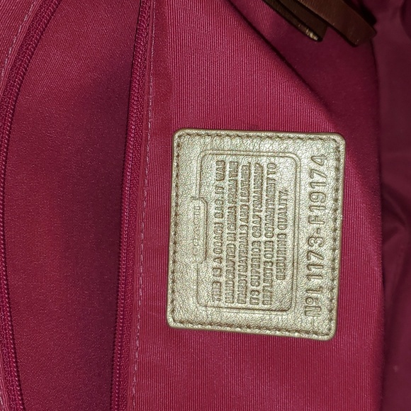 Coach Shoulder Bag - Picture 14 of 16